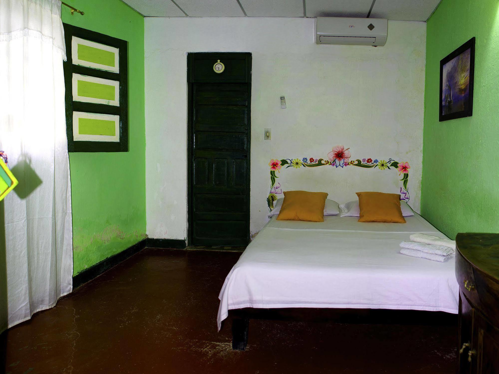 Hostel Villa Mary Taganga Eksteriør billede